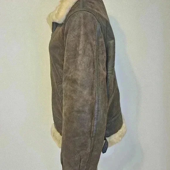 Vintage St. John's Bay Brown Leather Aviator Pilot Jacket with Sherpa Trim - Picture 8 of 16